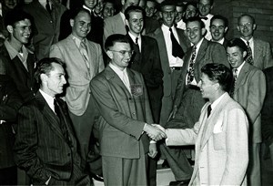 Image description is not available for 1947.001